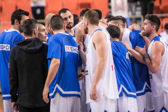 Στο γκρουπ των ισχυρών